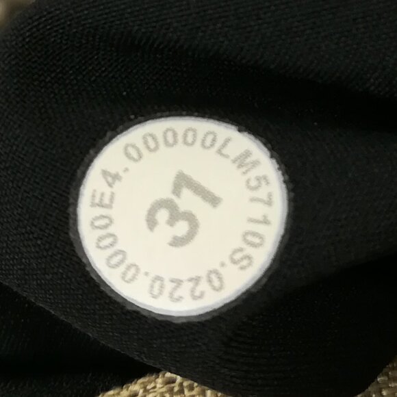 2020 Lululemon Pants Commission *Warpstreme Beige Tan 31x27 Classic Fit *Flaw - Picture 7 of 14